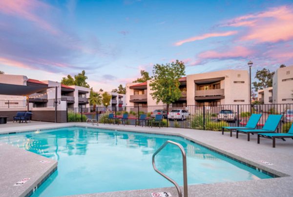 An image of a building in the Sonoma Pines Multi-family development owned by Henley Investments as part of the Multi-family PRS & BtR division