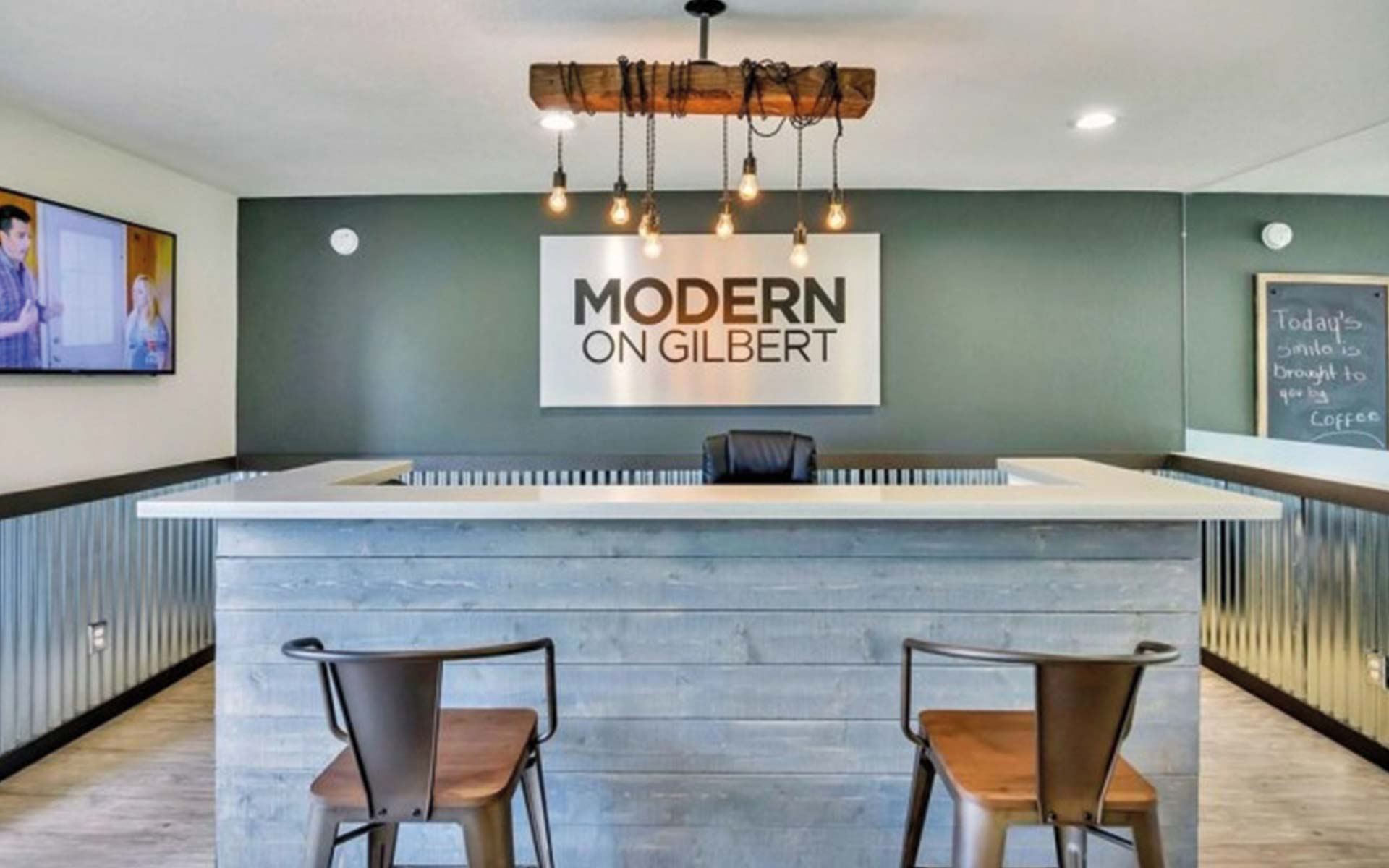 An image of a building at the Modern on Gilbert Multi-family development owned by Henley Investments as part of the Multi-family PRS & BtR division
