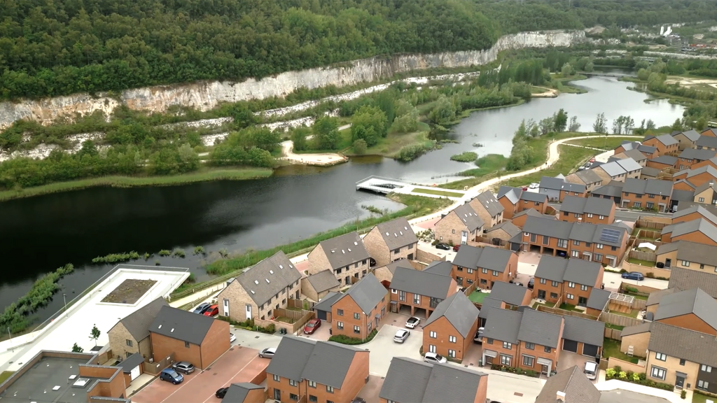 Sustainable Neighbourhood Development New homes overlooking lakes and green spaces within Ebbsfleet Garden City