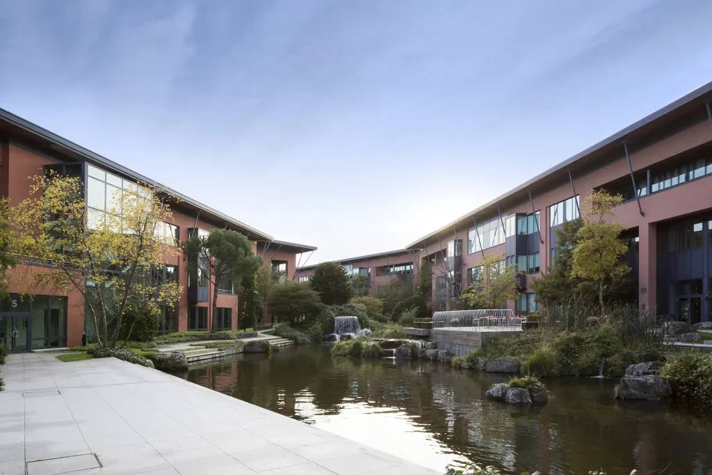 Riverwalk Landscaped Office Campus Landscaped office campus with water features and public spaces at Riverwalk