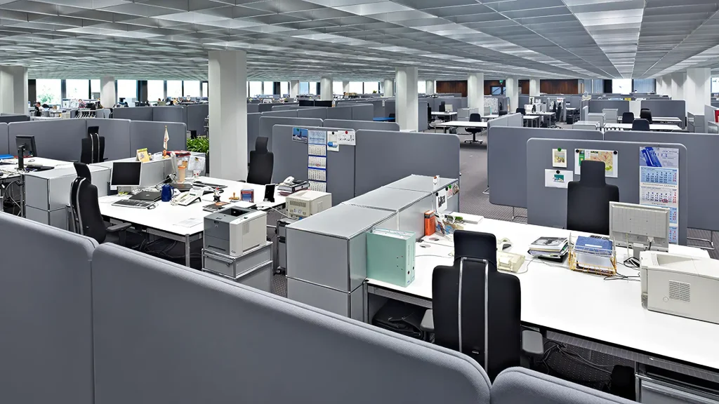 Essen Open Plan Workspace Open-plan office accommodation within Henley's Essen mixed-use office investment